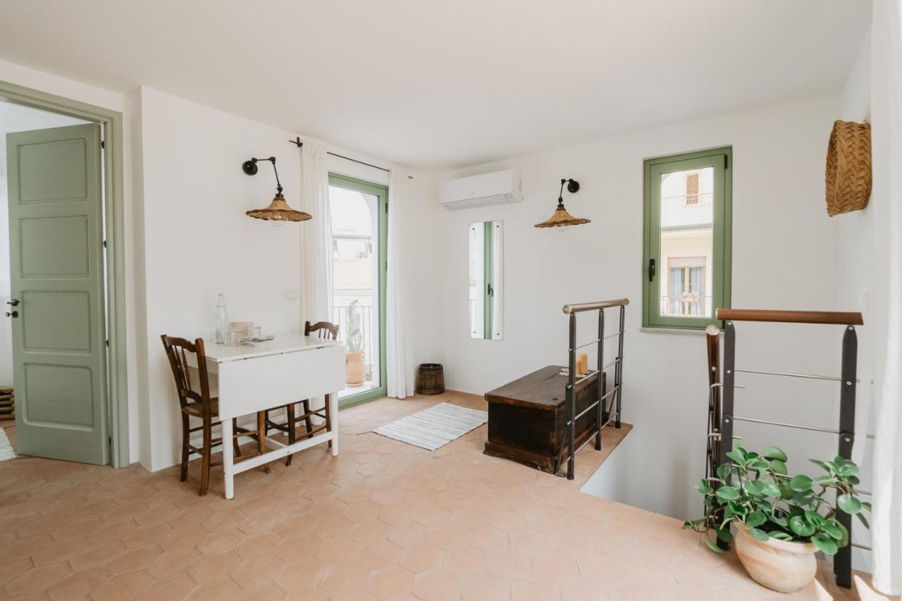 Apartamento Casa Astura Capo dʼOrlando Exterior foto